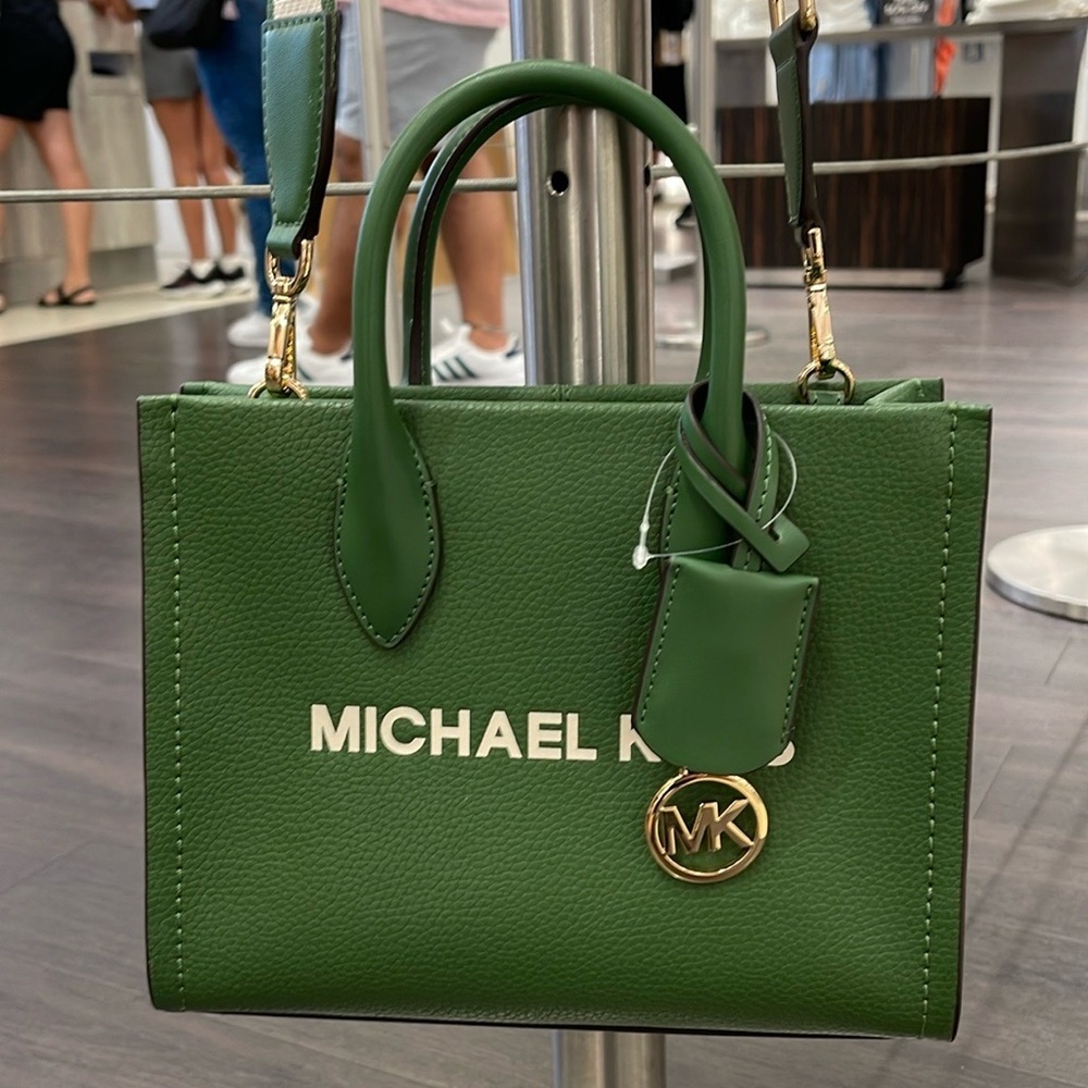 Michael Kors Mirella Small Pebbled Leather Shopper Crossbody XBODY Bag MK
NWT